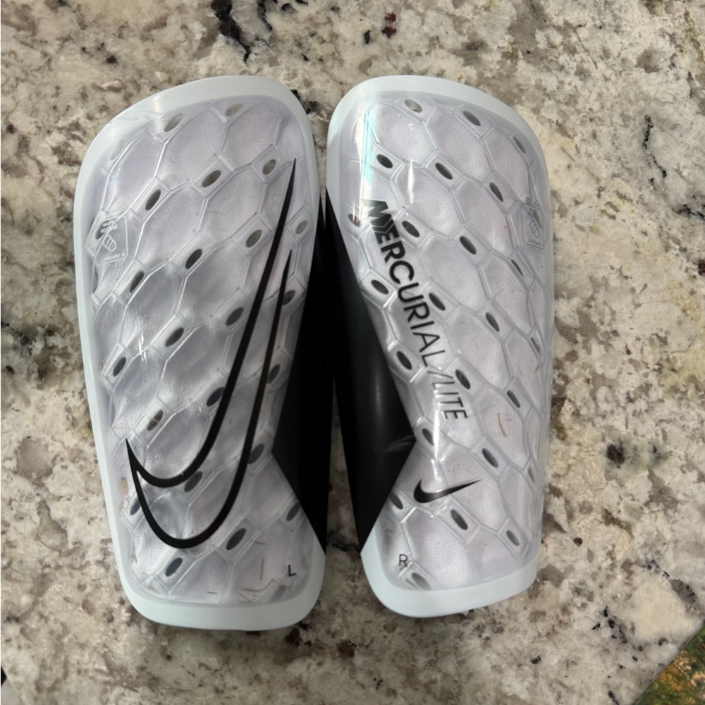 Nike Mercurial Lite Shin Guards - Neon Yellow, Hot Pink & Black (unisex) - Picture 6 of 7